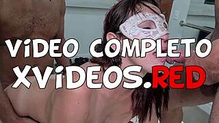 Wow, Lais Castro's first porn time with two guys in the motel, and she let Leo Ogro take her ass! 😏