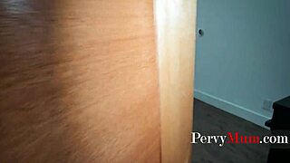 Stepmom Shows Me Secrets of Confident Bedroom Skills