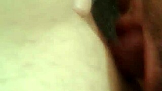 i love how my boyfriend eats me out in group orgy