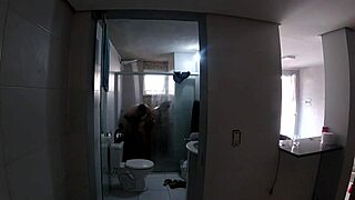 suruba no vestiario da quadra de futebol - gaucho pussyhunter - joy cardozo - dinigata