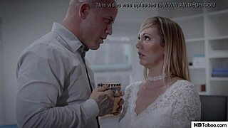 Brett rossi as the boss secretary who does whatever she wants in the office.