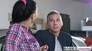 I love teaching step mom lessons with tight pussy and cum