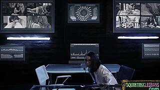 Can Flexible MILF Babes Squirt from Pussylicking?