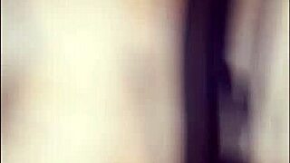 मैं अपने फ्रेंड्स हसबैंड के साथ इतनी हॉर्नी हो रही हूं।