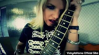 Hot Groupie Vicky Vette BLOWJOBS Her Man Until He CUMS On Her Tits