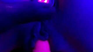 Wife Gets Intense Orgasm From Bbc