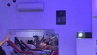 Arab milf browsed the net looking for a man to lick and fuck her ass in a motel