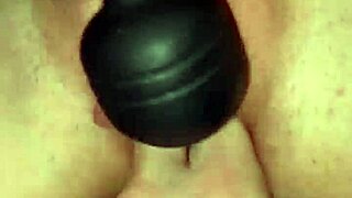 Can you make this milf's wet pussy splash with fingering?