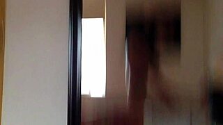 amateur couple shares cumshot compilation