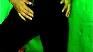 sexy latina secretary with big ass homemade oral sex after work!