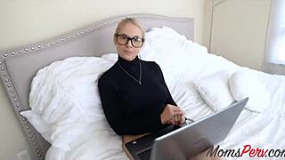 stepmom's pussy gets fucked to orgasm