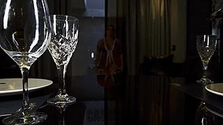 Mamãe noel dando a bunda gostoso para o bom menino bonzinho assista completo no cassiflix