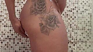 Blonde Latina Milf Swollen Pussy Solo In Bath For Christmas