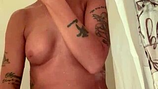 cum shower with me, babe, i'm so horny rn! 🛁💦