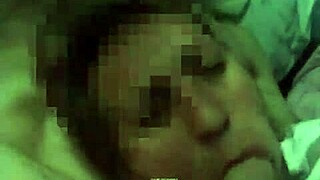 Hot milf performs blowjobs and also swallows sperm in an cuckold home video clip gemacht