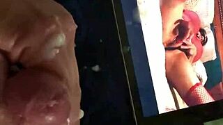 The real hair blond webcam show coupled with her lover