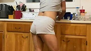 A sultry Dominican MILF, Anna Maria seductively cleans dishes