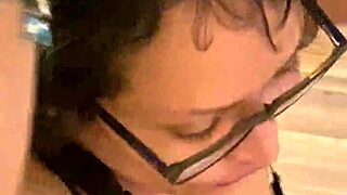 Anna Maria in Booty Shorts!