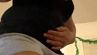 Anna Maria in Booty Shorts!