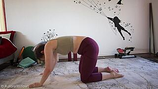 Here is lesson 327 as mature milf Aurora Willows poses up showing off her big ass and cameltoe