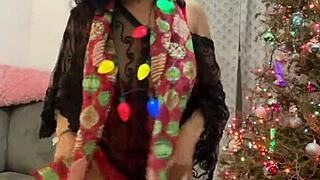 Mature Latina Anna Maria in festive red lingerie