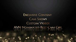 finger my pussy during dinner