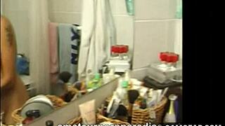 Bathroom play in free mature porn video