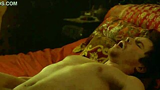 Game of Thrones Carice van Wood and Melisandre's steamy scene