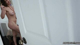 Krissy Lynn gives sinful oral sex!