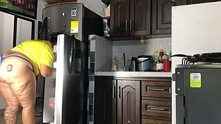 Argentine Guy Pounds Colombian Babe with Raw Power