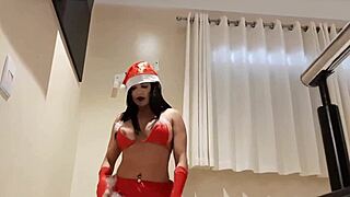 Big cock amateur's Christmas Eve anal scene with mature beauty