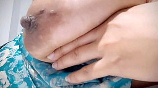 Fat latina housewife's solo play after wild party