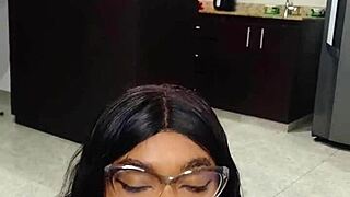 यंग कोलंबियन ब्यूटी को एमेच्योर मॉडल कास्टिंग में हार्ड पाउंड किया