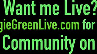 Watch Maggie Green Blow That Dick With Vyxen Steel In Hot 3some!