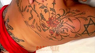 love showing my blonde ass for anal fun