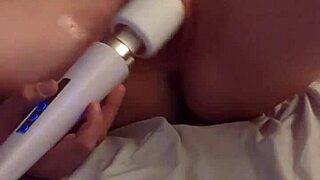 Supersexy Amateur Milf Babe Gets Hardbanging Quickie With Wet Pussy Orgasm