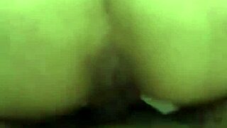 मेरी हॉट नेबर नोरा मिल्फ हार्ड राइडिंग पसंद करती है