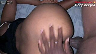 Military babe की curves wild father-in-law encounter में।