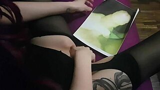 watchin' that cock pic and squirting everywhere