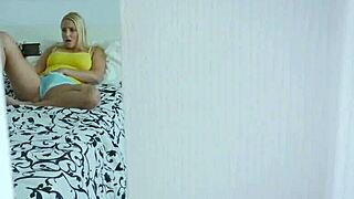 Vanessa Cage, a hot milf, in a threesome with a young and an experienced woman