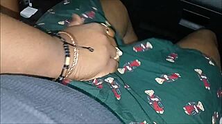 Fat bodybuilder gets a sloppy blowjob from a babe