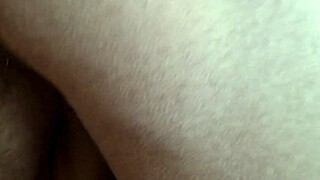 Big dick penetrates the pussy with a lot of force and cum