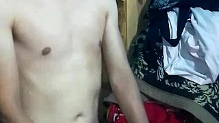 Webcam Threesome with Fati and Girlfriend