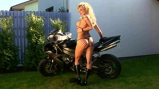 Blonde big tits milf caylan curtis boldly masturbates in fishnets