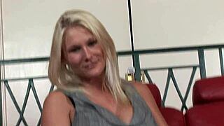 Wow, curvy Juliana Jolene teases in fishnets! Can you handle her?