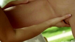 Lysette shares experiences with friend Sarah