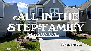 Stepmom Kymber Leigh, Hurry, Help Me with This Medical Thing at Home!