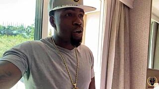 Rome Major ne Yum The Boss ko andar bhar diya, cum tapak raha hai