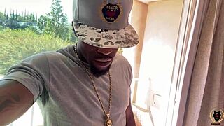 Rome Major ne Yum The Boss ko andar bhar diya, cum tapak raha hai