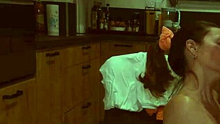 Il Me Démontre Sur Le Plan De Travail De La Cuisine. Amateur milf bent over for handjob and cum in mouth.